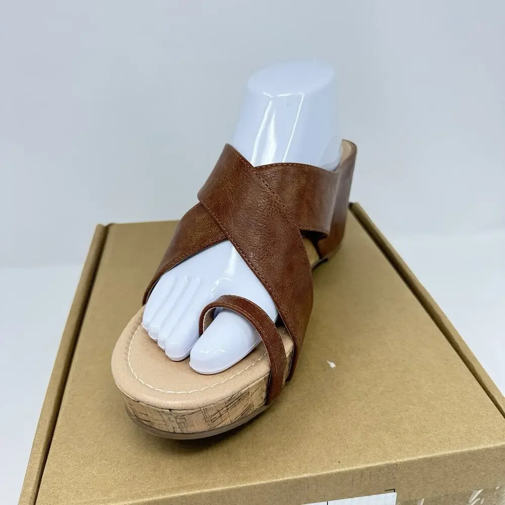Journee Collection Rayna Brown Toe Ring Wedge Sandals Women’s Size 12